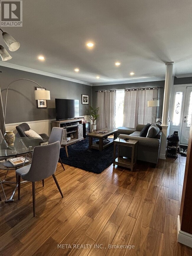 22 Garfield Crescent in Brampton, ON - Building Photo - Building Photo