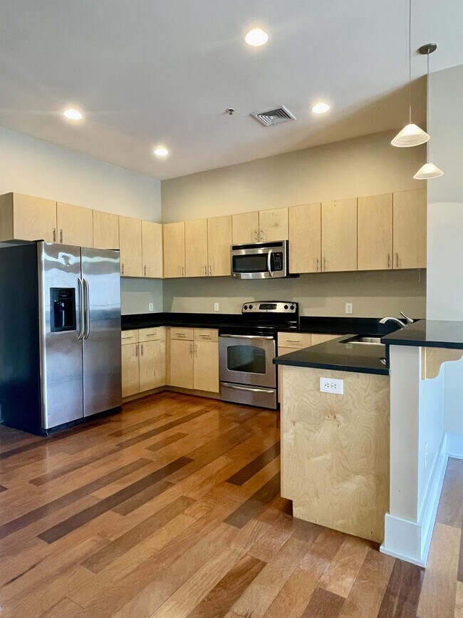 2201 8th Ave S in Nashville, TN - Building Photo - Building Photo