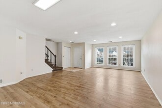 280 Fairfield Pl in Morganville, NJ - Building Photo - Building Photo