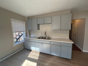 11 Federal St in Dover, NH - Building Photo - Building Photo