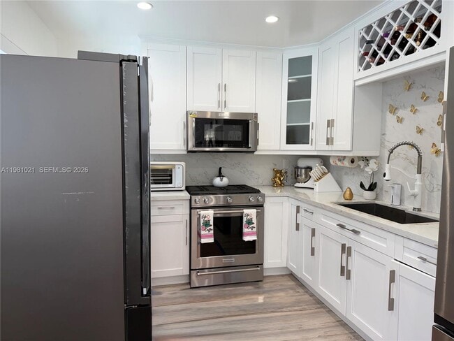 property at 2250 NW 22nd Ct