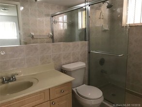 2985 W 80th St-Unit -112 in Hialeah Gardens, FL - Building Photo - Building Photo