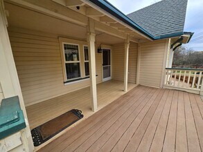 12850 Wolf Rd in Grass Valley, CA - Building Photo - Building Photo