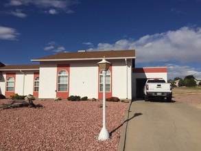 333 W Concho Dr in Pueblo West, CO - Building Photo - Building Photo