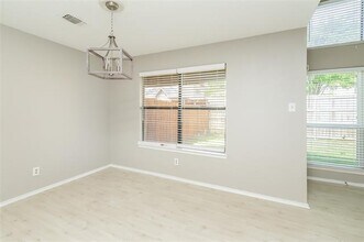 930 Boxwood Dr in Lewisville, TX - Building Photo - Building Photo