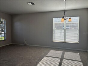 31318 Heatherstone Dr in Wesley Chapel, FL - Building Photo - Building Photo