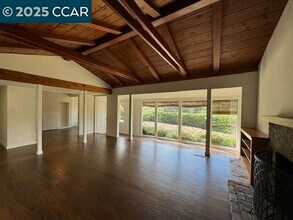 3 Bel Air Ct in Orinda, CA - Foto de edificio - Building Photo