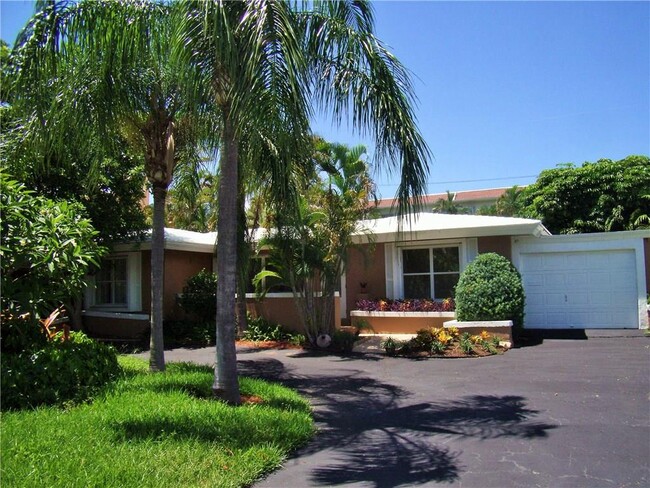 2415 NE 8th St in Fort Lauderdale, FL - Building Photo - Building Photo