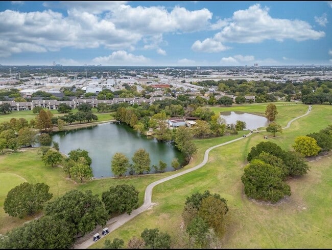 property at 8223 Golf Green Cir