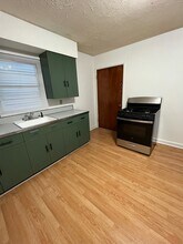 425 Shelby Pkwy, Unit 3 in Louisville, KY - Building Photo - Building Photo
