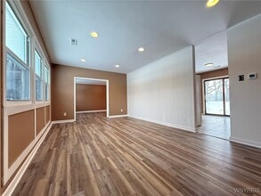 52 Carol Ln in Grand Island, NY - Building Photo - Building Photo