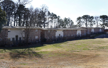 Northwoods Apartments in Chamblee, GA - Building Photo - Building Photo