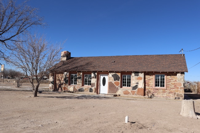 509 W 16th St in Roswell, NM - Building Photo - Building Photo