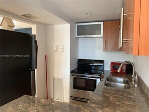 650 NE 61st St in Miami, FL - Building Photo - Building Photo