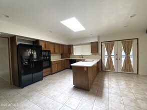8215 E Windsor Ave in Scottsdale, AZ - Building Photo - Building Photo