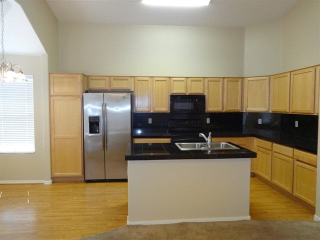 2057 S 155th Dr in Goodyear, AZ - Foto de edificio - Building Photo