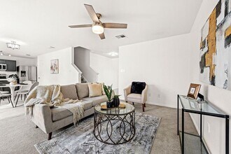 525 Meadow Park Dr in Georgetown, TX - Building Photo - Building Photo