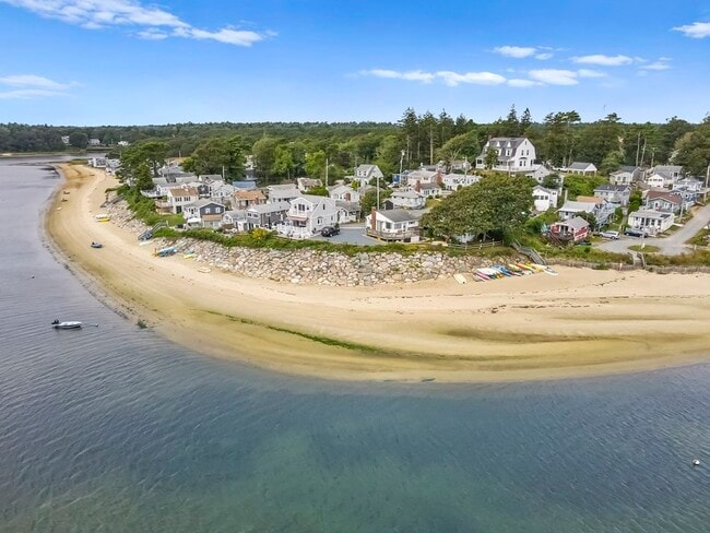 property at 13 F Hideaway Rd