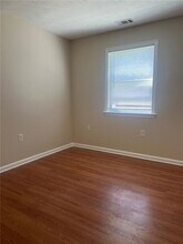 2460 Niskey Lake Rd SW, Unit Apt 002 in Atlanta, GA - Building Photo - Building Photo