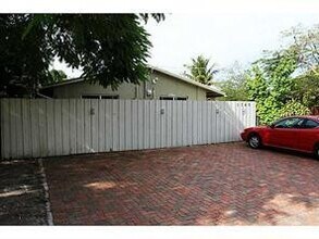 1749 NW 6th Ave in Fort Lauderdale, FL - Building Photo - Building Photo