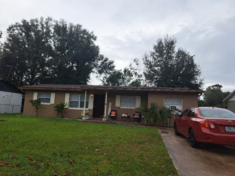 920 Valleydale Ave in DeLand, FL - Building Photo