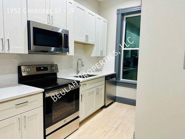 1952 Cherokee St-Unit -2F in St. Louis, MO - Building Photo - Building Photo