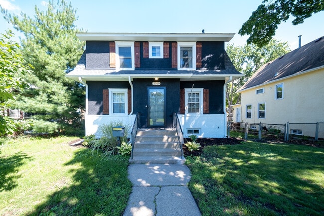 property at 2019 19th Ave NE