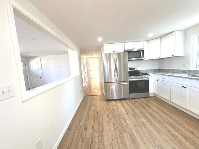 32 Quarry St in Windham, CT - Building Photo - Building Photo