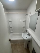 1527 Cranfield Rd in Mountain Home, AR - Building Photo - Building Photo