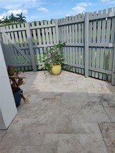 1510 Springside Dr in Weston, FL - Building Photo - Building Photo