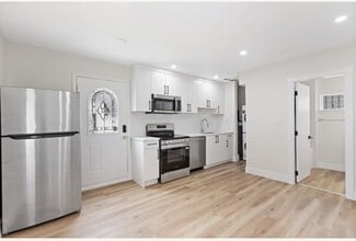 12822-12229 229 St in Maple Ridge, BC - Building Photo - Building Photo