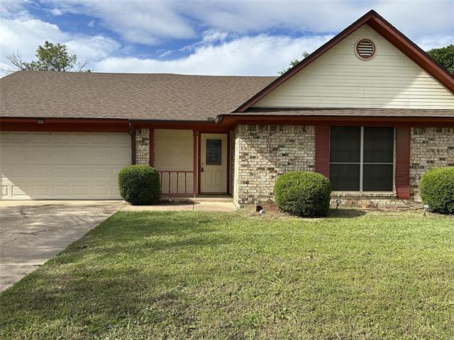 property at 6621 N Park Dr
