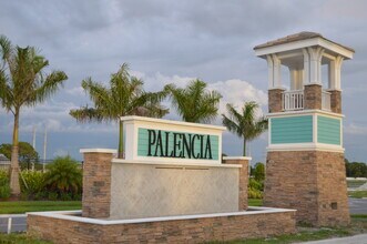 636 IBIZA Loop in Venice, FL - Building Photo - Building Photo