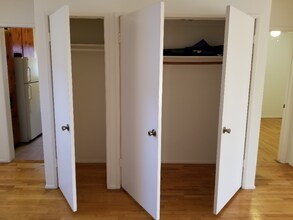 2370 Walgrove Ave in Los Angeles, CA - Building Photo - Building Photo