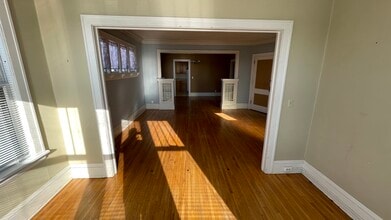 881 Saint Clair Ave, Unit 2 in St. Paul, MN - Building Photo - Building Photo