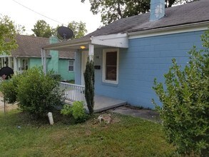 1114 Holmes St, Unit 1114 in Raleigh, NC - Foto de edificio - Building Photo