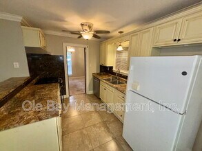 2016 Cathedral Way in Mobile, AL - Building Photo - Building Photo