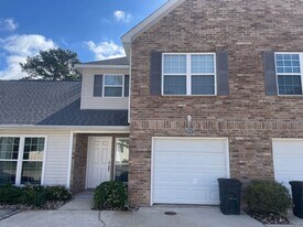 103 Covington Mdws in Covington, LA - Building Photo