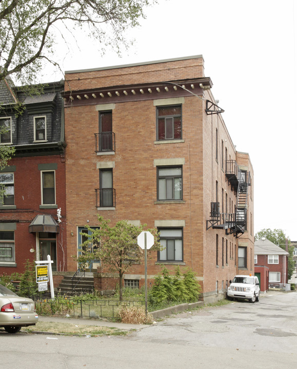 200 S Millvale Ave in Pittsburgh, PA - Building Photo