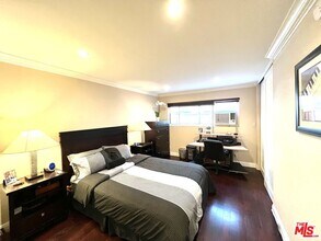 525 N Sycamore Ave in Los Angeles, CA - Building Photo - Building Photo