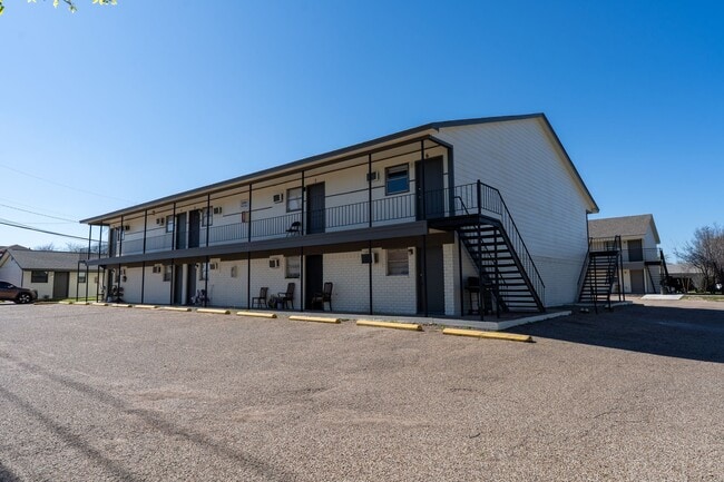 property at 1910 E Crest Dr