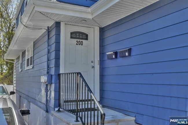 200 Prospect Ave in Maywood, NJ - Building Photo - Building Photo