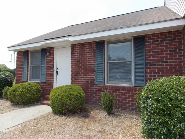 property at 140 Lanier Dr