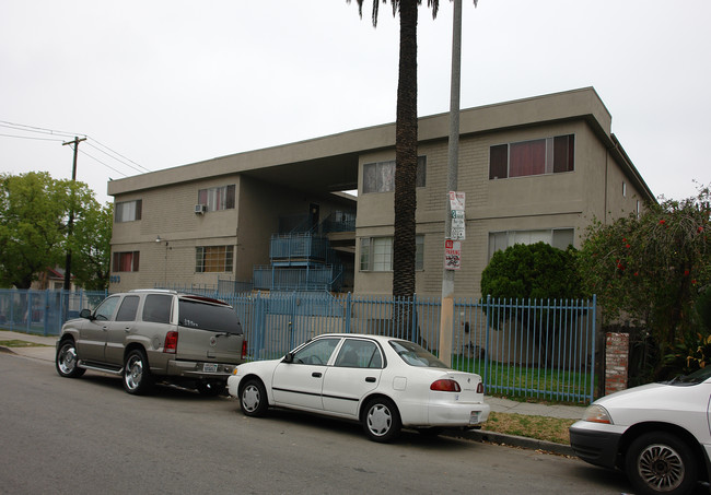 603 N New Hampshire Ave in Los Angeles, CA - Building Photo - Building Photo