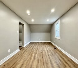 53 Martin Rd in Hamilton, ON - Building Photo - Building Photo