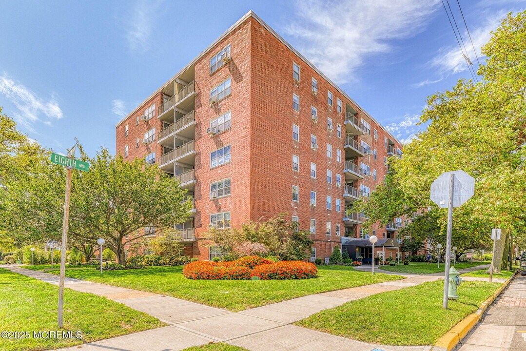 1615 Park Ave in Asbury Park, NJ - Building Photo