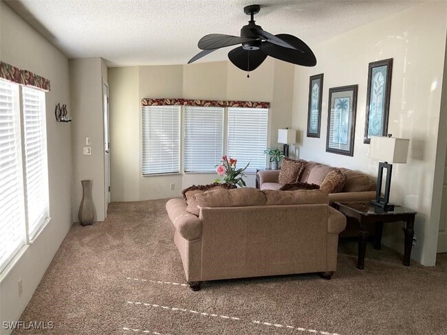 property at 4036 Ave Del Tura