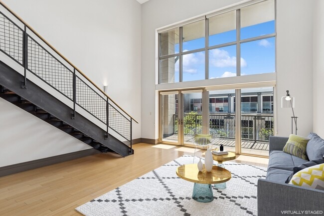 The Flats at Southside Works in Pittsburgh, PA - Foto de edificio - Building Photo