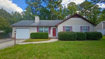 107 Spring Dr in Jacksonville, NC - Building Photo