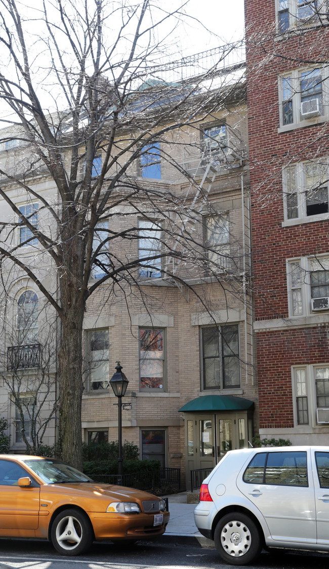 1912 R St NW in Washington, DC - Building Photo - Building Photo